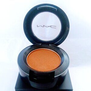 MAC Single Eyeshadow Satin -'Natural Wildnerness'- NWT